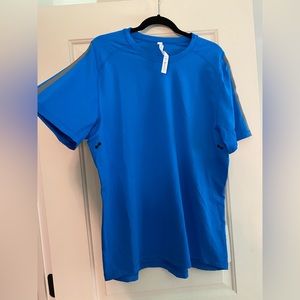 NWT MENS LULULEMON Running Short Sleeve Shirt // Size XL